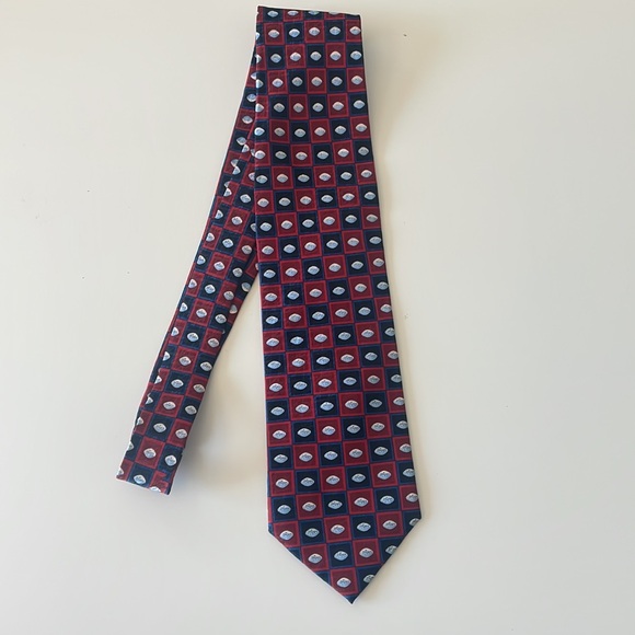 Pfizer Men’s All Silk Necktie - Red & Navy - Picture 4 of 7